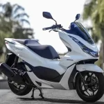Honda PCX Multiguna untuk Berbagai Kebutuhan Honda PCX 2024