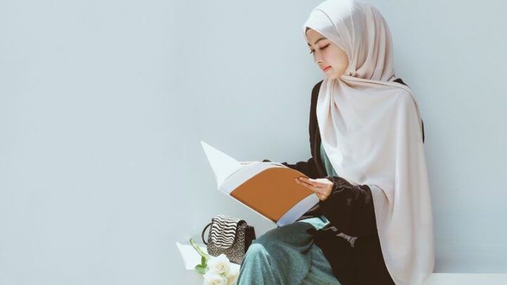 Tips Membaca Buku dengan Cepat dan Komprehensif