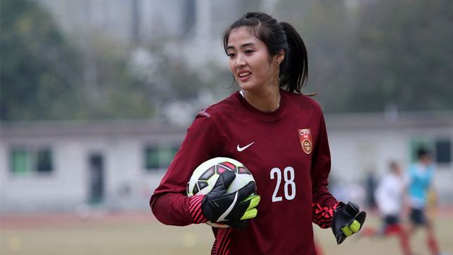 Aturan Permainan Sepak Bola Wanita yang Berbeda dari Pria
