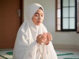 manfaat dzikir petang untuk muslimah